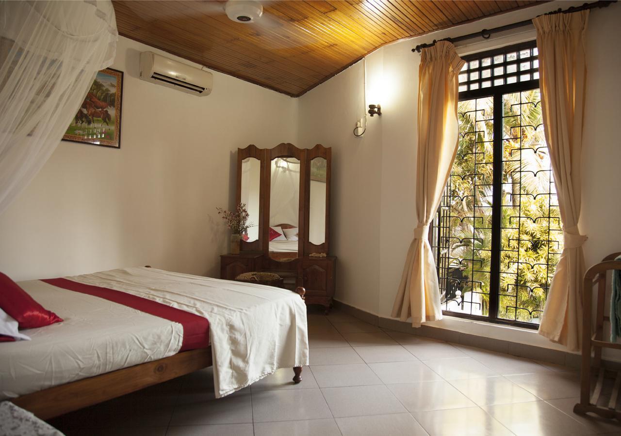 Colombo Lavinia Beach Hostel Dehiwala-Mount Lavinia Exterior foto